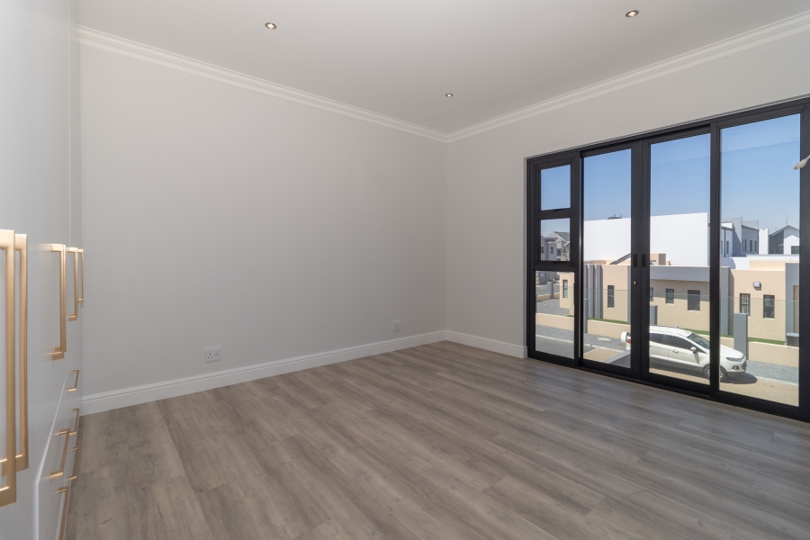 4 Bedroom Property for Sale in Sandown Western Cape